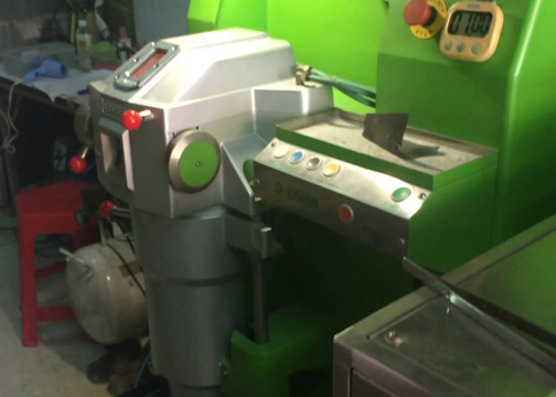 เครื่องหล่อ ISAI 4.8kw และ8kw “Eishin”
